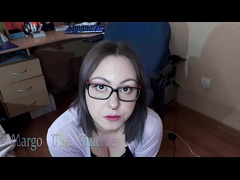 ❤️ Intombazana eSexy eneeglasi ifunxa iDildo nzulu kwiKhamera ️ kwi-xh.virtsextor.ru