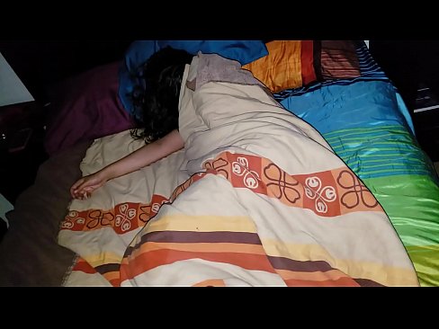 ❤️ UStepson ethuka umama wakhe omncinci ngoxa elele. ️ kwi-xh.virtsextor.ru